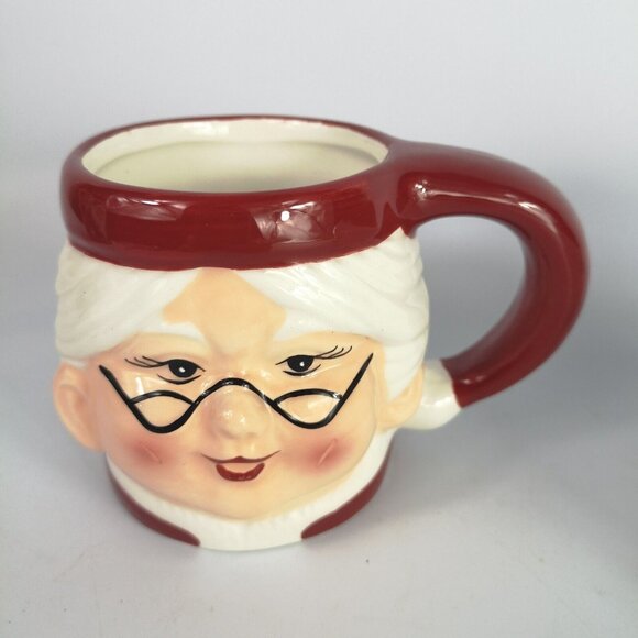 Pottery Barn Santa And Mrs. Clause Mugs 3d Christmas Vintage Inspired Cups - Picture 3 of 10